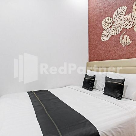 Hotel House N Coffee 55 Temanggung Redpartner Zewnętrze zdjęcie